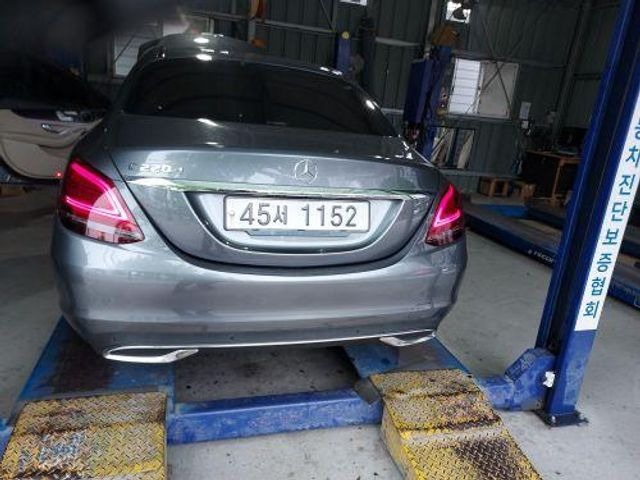 Mercedes-Benz C-Class 2019 — inspection photo 2