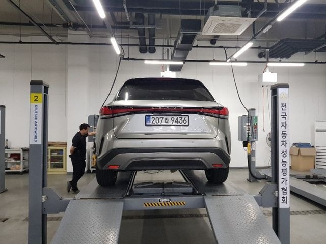 Lexus RX 2025 — inspection photo 2