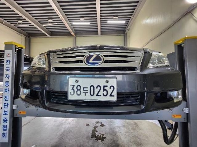 Lexus LS 2010 — inspection photo 1