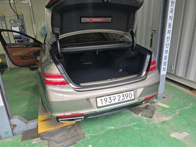 Genesis G90 2020 — inspection photo 2