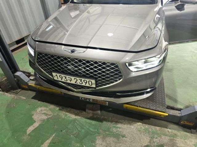 Genesis G90 2020 — inspection photo 1