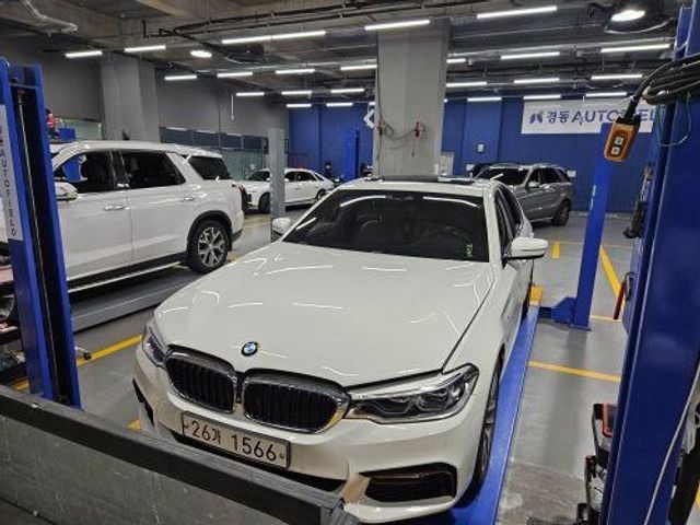 BMW 5-Series 2017 — inspection photo 1
