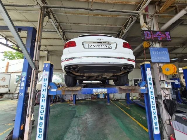 Bentley Bentayga 2020 — inspection photo 2