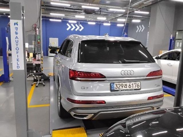 Audi Q7 2021 — inspection photo 2