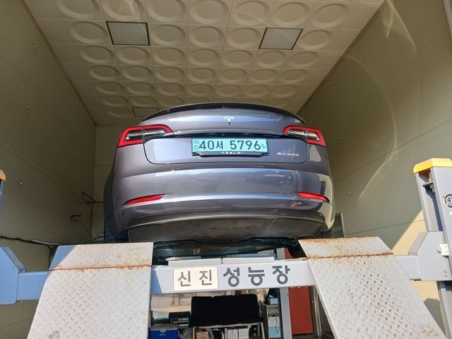 Tesla Model 3 2020 — inspection photo 2
