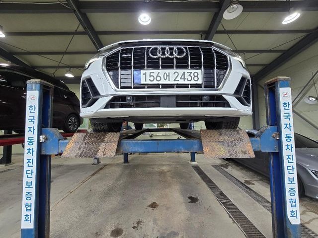 Audi Q3 2023 — inspection photo 1