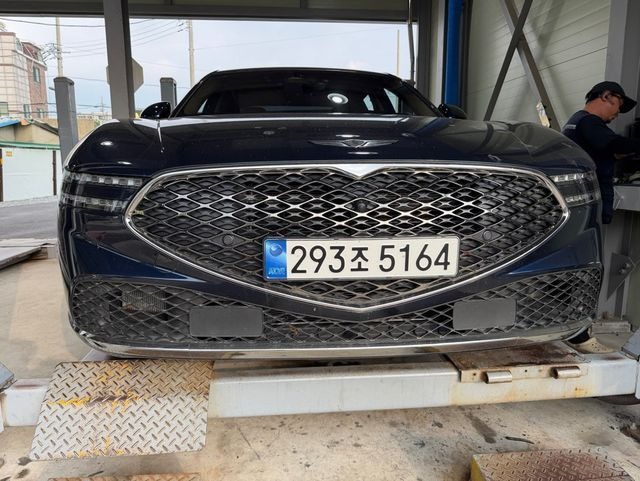 Genesis G90 2023 — inspection photo 1