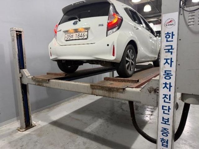 Toyota Prius 2018 — inspection photo 2