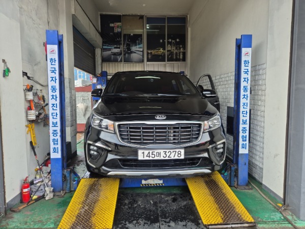 Kia Canival 2019 — inspection photo 1