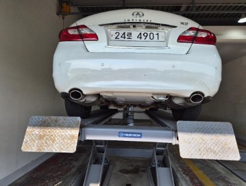 Infiniti M 2011 — inspection photo 2
