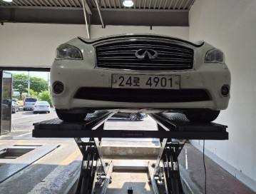 Infiniti M 2011 — inspection photo 1