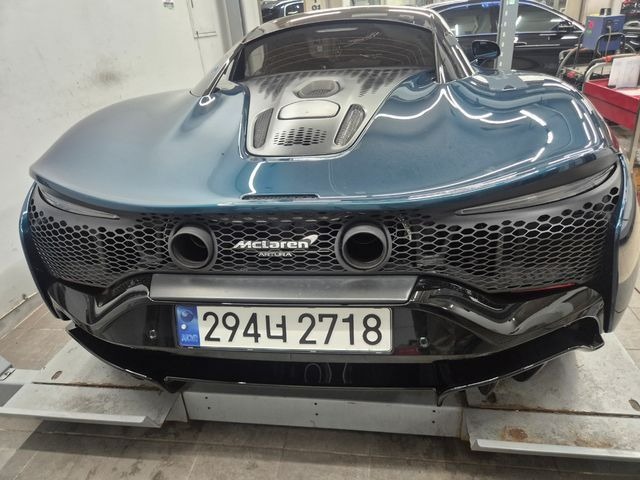 Mclaren Artura 2023 — inspection photo 2