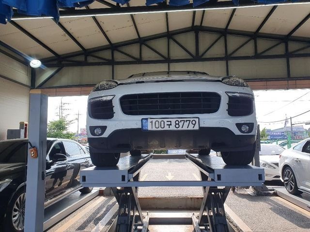 Porsche Cayenne 2017 — inspection photo 1