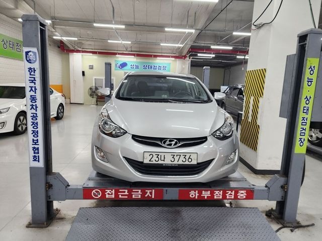 Hyundai AVANTE 2012 — inspection photo 1