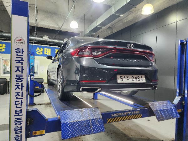 Hyundai Grandeur 2017 — inspection photo 2