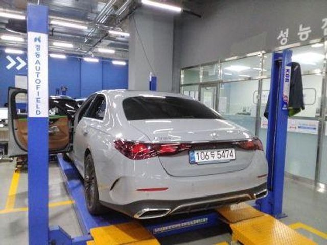 Mercedes-Benz E-Class 2024 — inspection photo 2