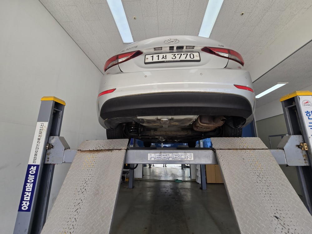 Hyundai AVANTE 2016 — inspection photo 2