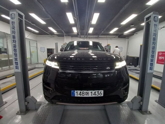 Land Rover Range Rover Sport 2026 — inspection photo 1