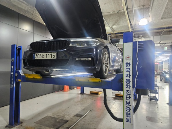 BMW 5-Series 2018 — inspection photo 1