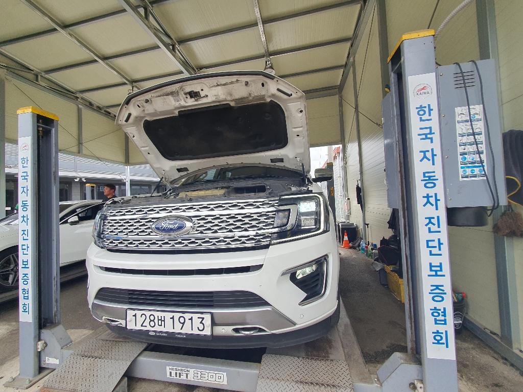 Ford Expedition 2021 — inspection photo 1