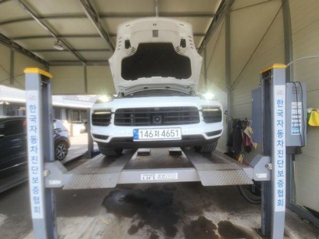 Porsche Cayenne 2023 — inspection photo 1
