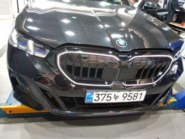 BMW 5-Series 2026 — inspection photo 1