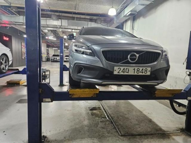 Volvo V40 2019 — inspection photo 1