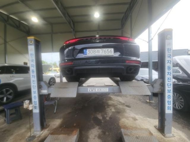 Porsche Panamera 2023 — inspection photo 2