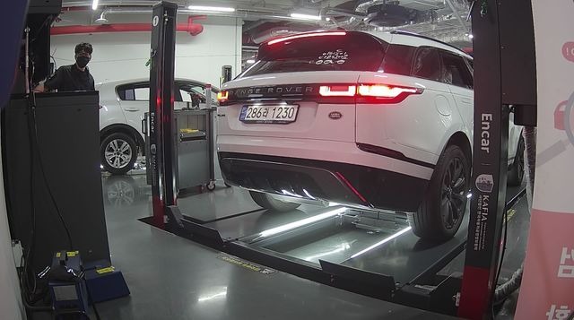 Land Rover Range Rover Velar 2023 — inspection photo 2