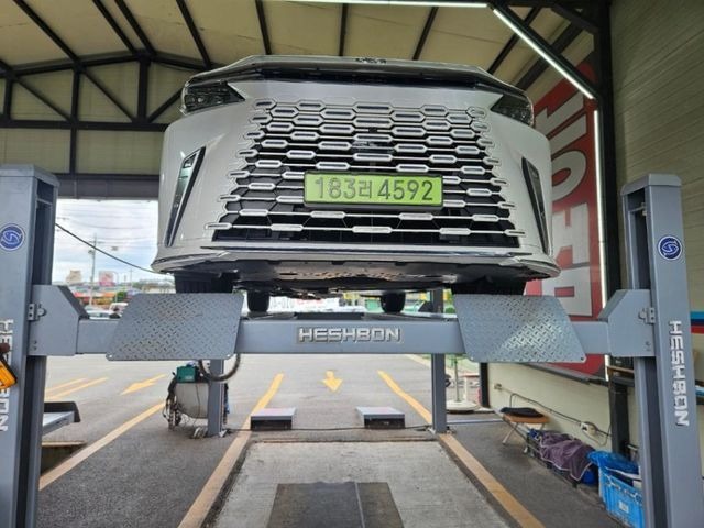 Lexus LM 2025 — inspection photo 1