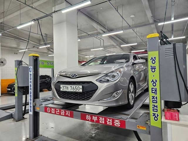 Hyundai Sonata 2012 — inspection photo 1
