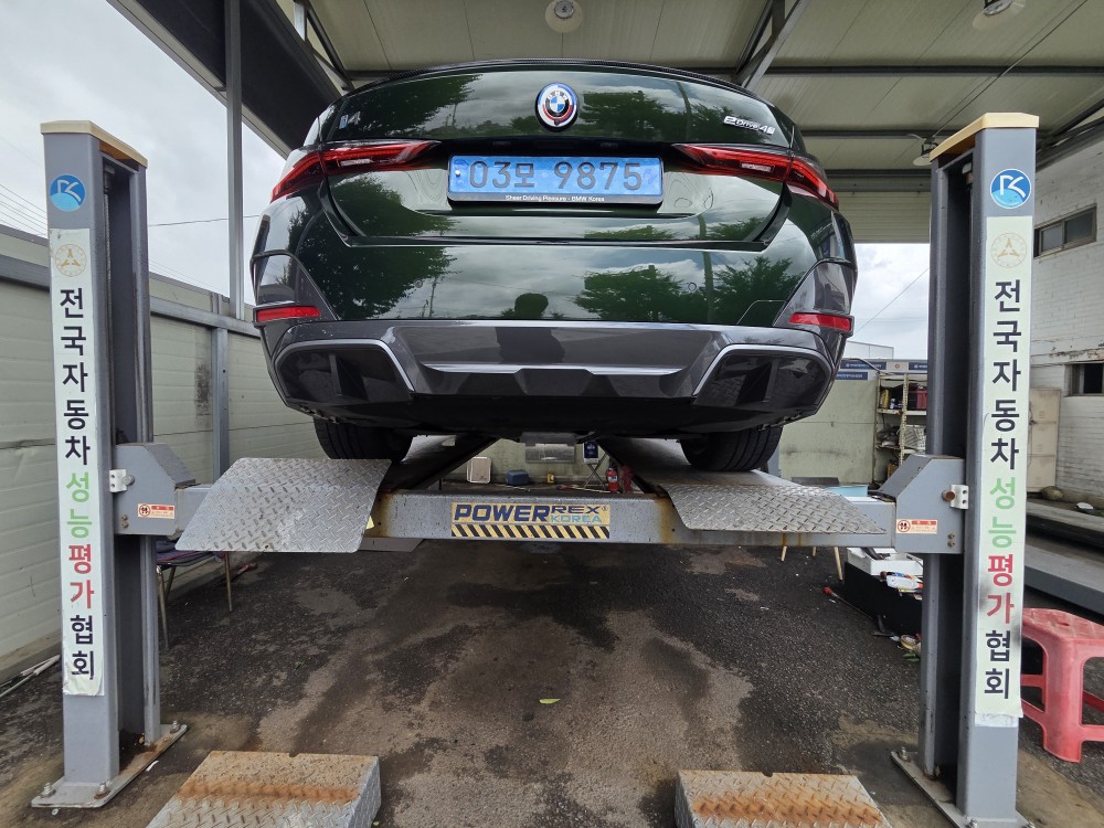 BMW i4 2022 — inspection photo 2