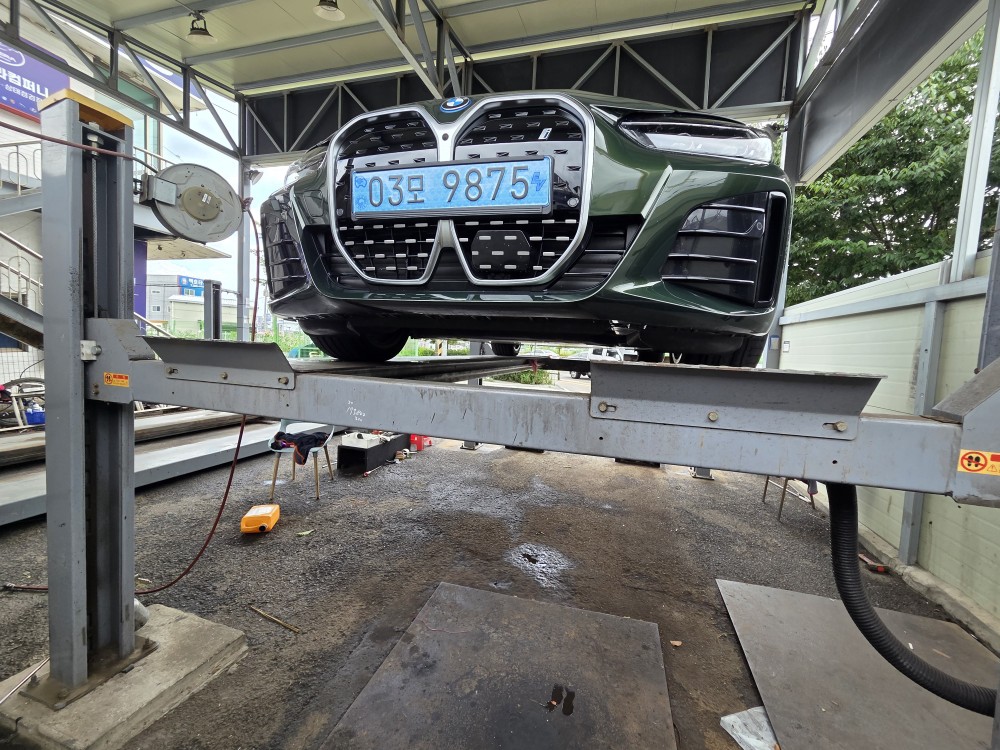 BMW i4 2022 — inspection photo 1