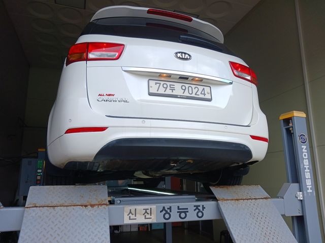 Kia Canival 2017 — inspection photo 2