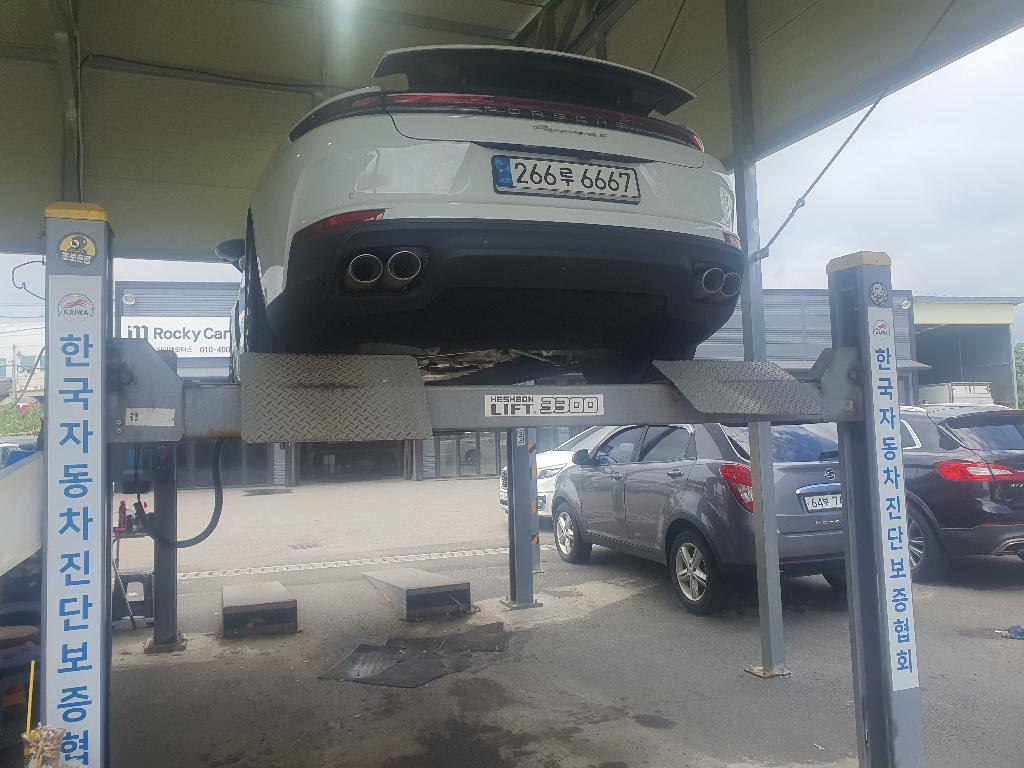 Porsche Panamera 2024 — inspection photo 2