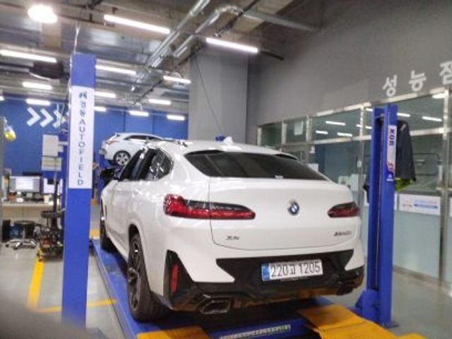BMW X4 2025 — inspection photo 2