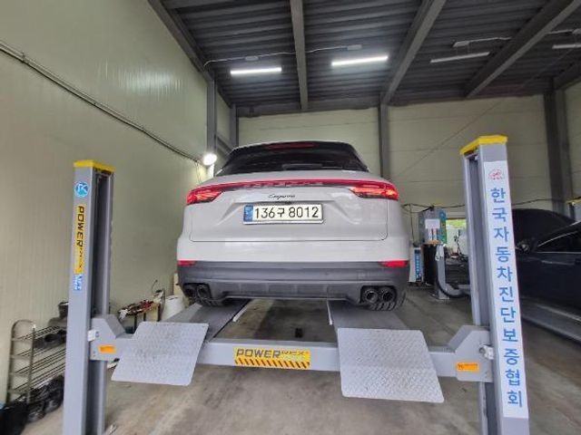 Porsche Cayenne 2021 — inspection photo 2