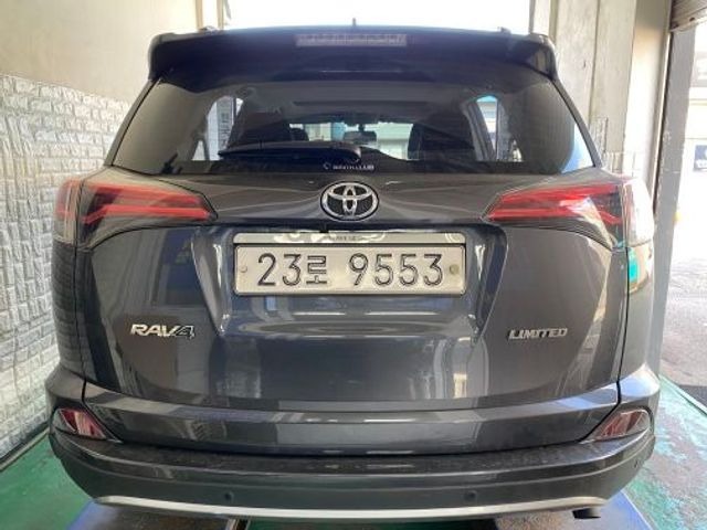 Toyota RAV4 2017 — inspection photo 2