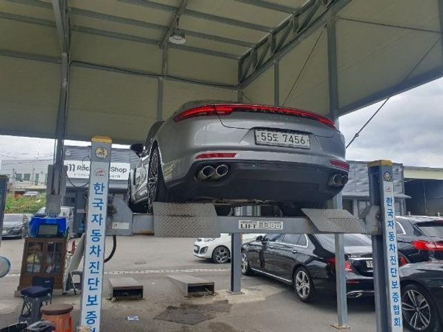 Porsche Panamera 2018 — inspection photo 2