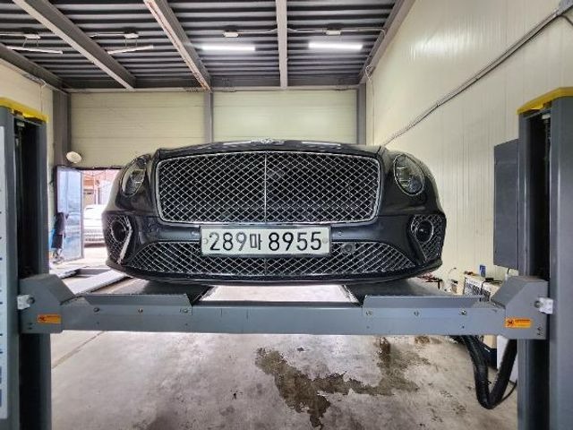 Bentley Continental 2020 — inspection photo 1