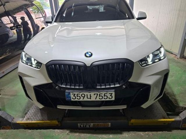 BMW X5 2026 — inspection photo 1