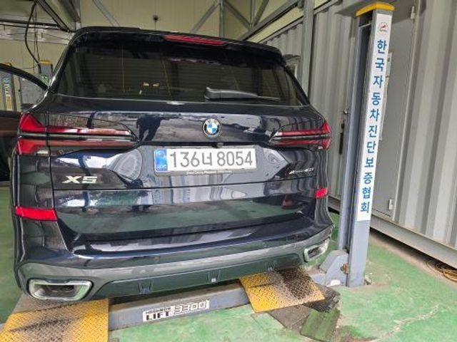 BMW X5 2026 — inspection photo 2