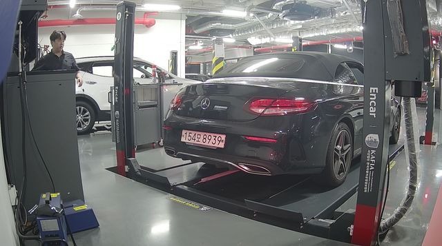 Mercedes-Benz C-Class 2020 — inspection photo 2