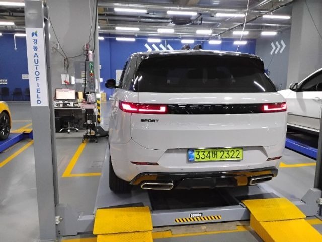 Land Rover Range Rover Sport 2026 — inspection photo 2