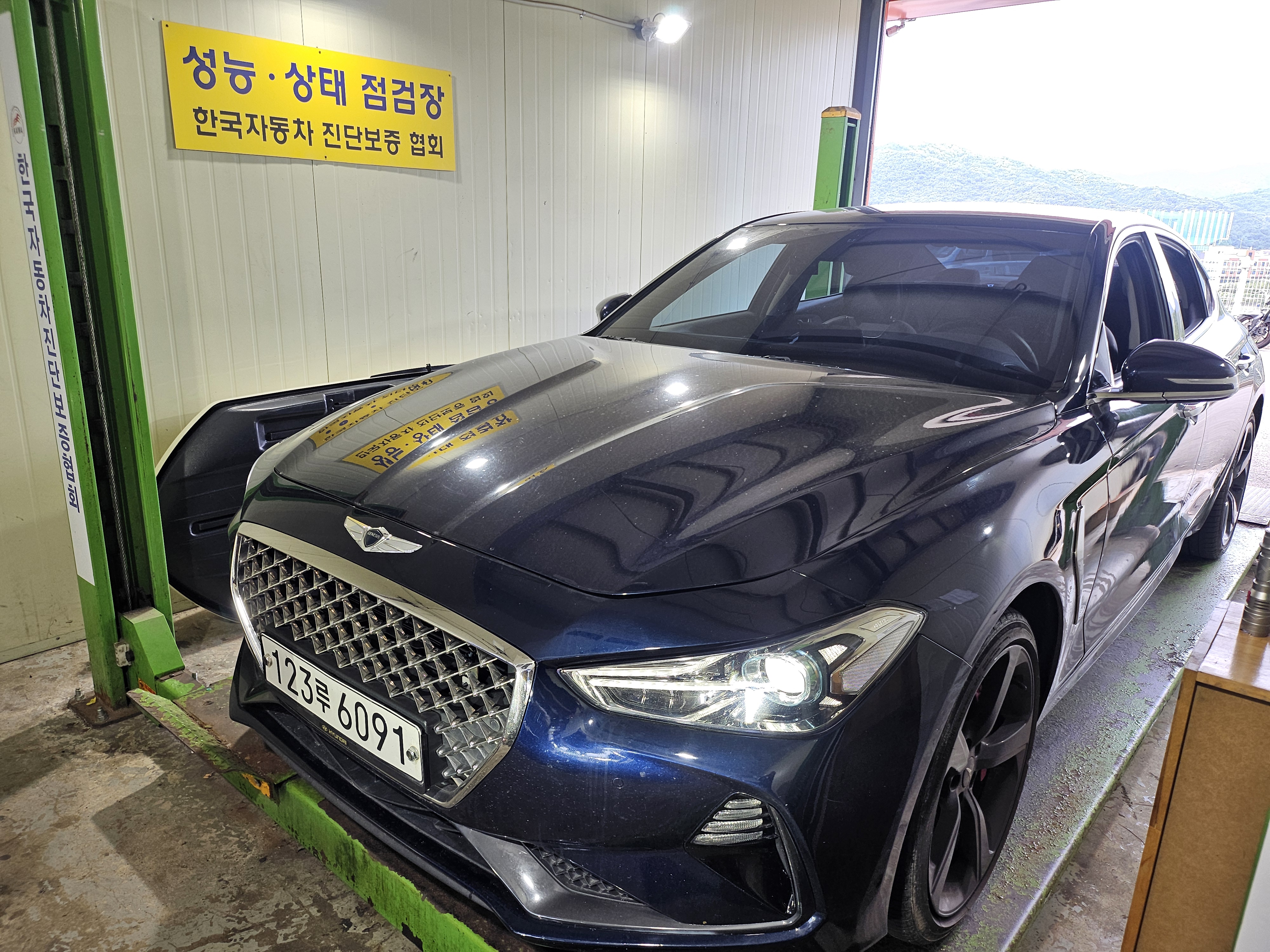 Genesis G70 2019 — inspection photo 1