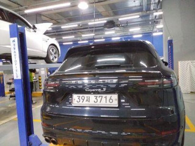 Porsche Cayenne 2019 — inspection photo 2