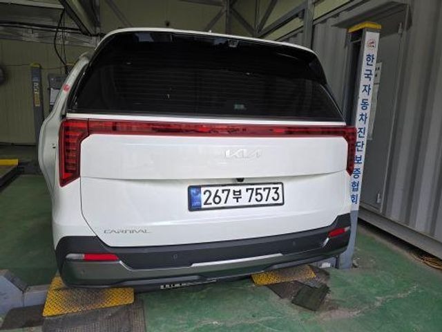 Kia Canival 2025 — inspection photo 2