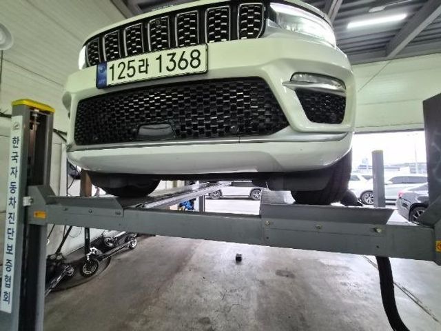 Jeep Cherokee 2023 — inspection photo 1