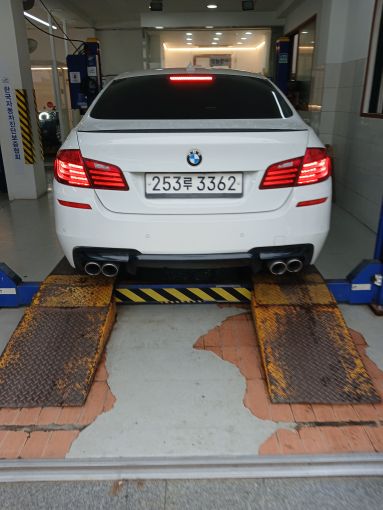 BMW 5-Series 2016 — inspection photo 2
