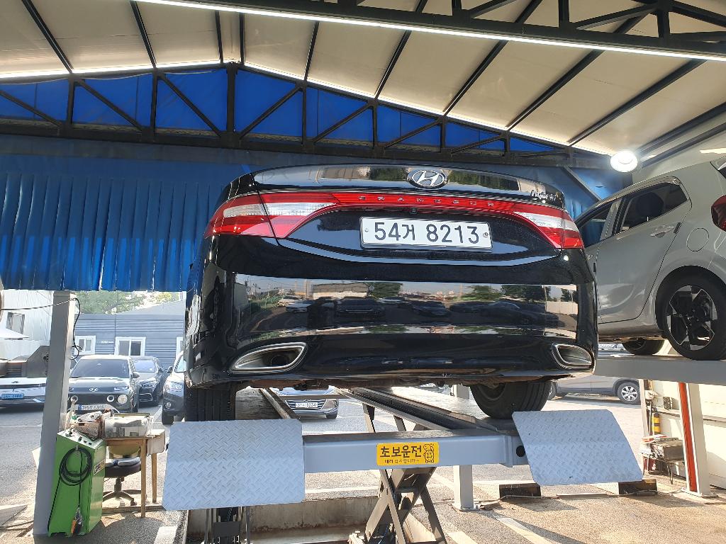 Hyundai Grandeur 2015 — inspection photo 2